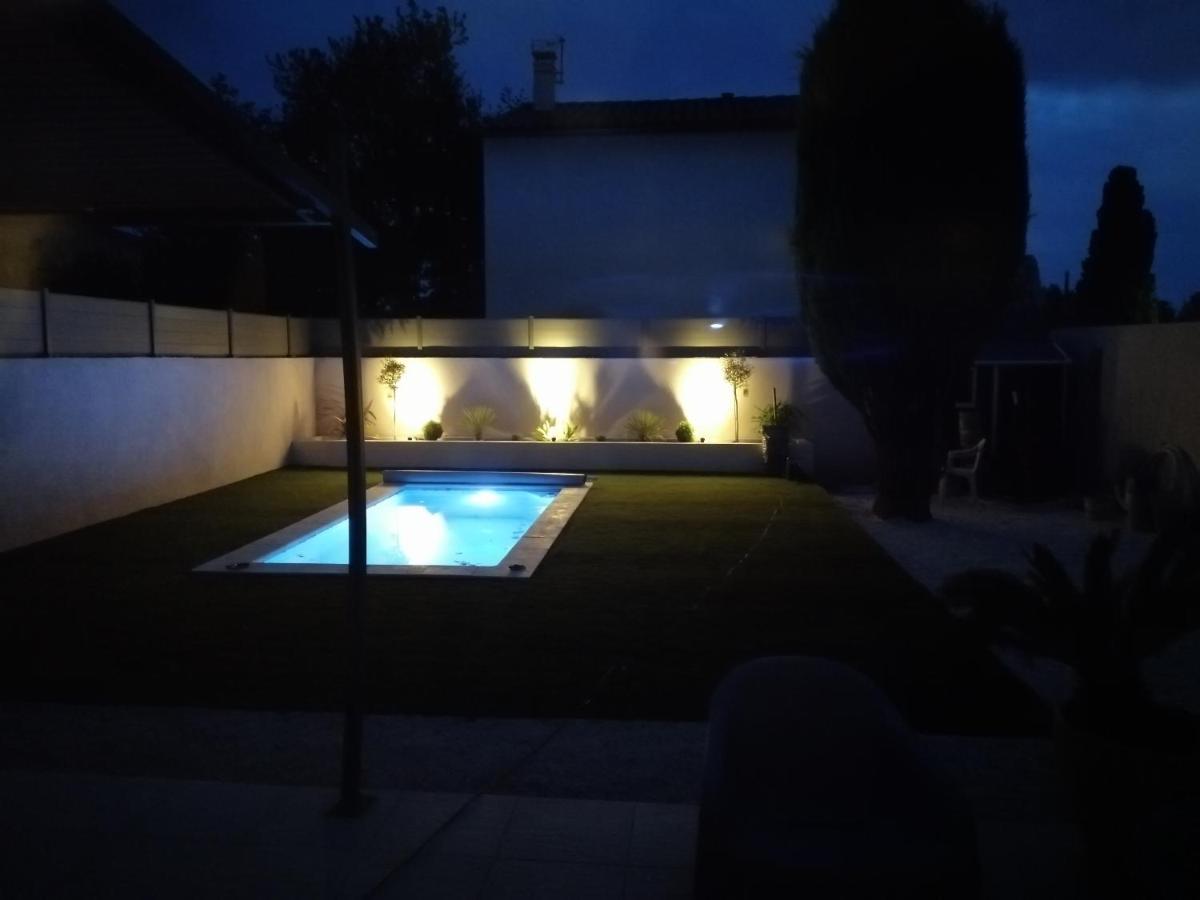 Jas Dou Felibrige Bed & Breakfast Puget-Ville Exterior photo